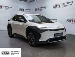 Weiß Gebraucht 2023 Toyota bZ4X Comfort SUV | 32.990 € (Fairer Preis)