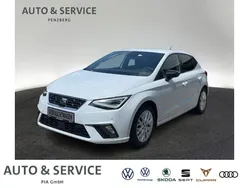 Weiß Gebraucht 2024 Seat Ibiza FR-Line Limousine | 21.990 € (Fairer Preis)