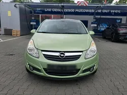Grün Gebraucht 2009 Opel Corsa Kleinwagen | 1.599 € (Guter Preis)