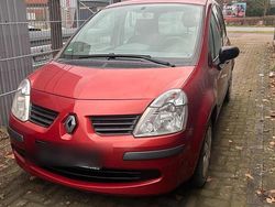 Rot Gebraucht 2006 Renault Modus Van / Kleinbus | 1.299 € (Guter Preis)