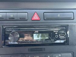 Silber Gebraucht 2000 Audi A4 Limousine | 6.000 €