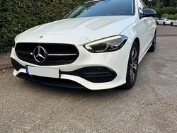 Weiß Gebraucht 2023 Mercedes C300 Limousine | 41.000 € (Guter Preis)
