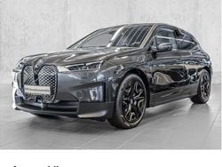 Grau Gebraucht 2023 BMW iX Shadowline SUV | 64.990 € (Guter Preis)