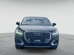 Mythosschwarz metallic Gebraucht 2020 Audi Q2 Sport SUV | 22.550 € (Fairer Preis)