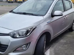 Silber Gebraucht 2014 Hyundai i20 Kleinwagen | 2.999 € (Guter Preis)