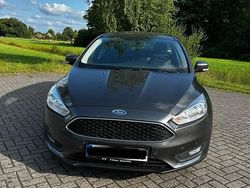 Grau Gebraucht 2017 Ford Focus Kombi | 4.900 € (Guter Preis)