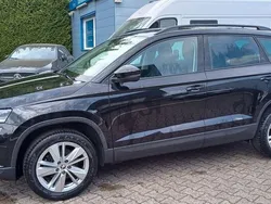Schwarz Gebraucht 2024 Skoda Karoq Selection SUV | 28.980 € (Guter Preis)