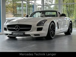 Weiß Gebraucht 2013 Mercedes SLS AMG AMG Cabrio | 185.000 €