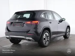 Schwarz Gebraucht 2024 Mercedes GLA180 Advanced Plus SUV | 35.390 € (Superpreis)