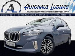 Grau Gebraucht 2023 BMW 218 Active Tourer Luxury Line Van / Kleinbus | 26.900 € (Teuer)