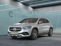 Mercedes GLA250