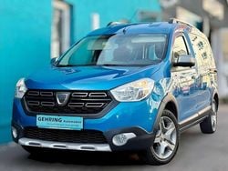 Blau Gebraucht 2019 Dacia Dokker Stepway Van / Kleinbus | 12.800 € (Fairer Preis)