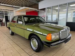 Mercedes 230