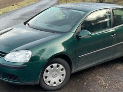 Grün Gebraucht 2005 VW Golf IV Kleinwagen | 2.800 € (Etwas zu teuer)