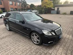 Schwarz Gebraucht 2010 Mercedes E350 Limousine | 9.500 € (Superpreis)