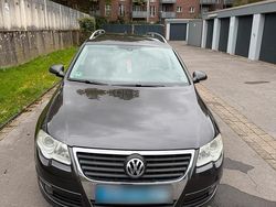 Braun Gebraucht 2010 VW Passat Kombi | 2.000 € (Guter Preis)