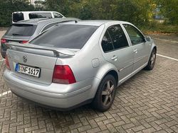 Silber Gebraucht 2002 VW Bora Limousine | 2.500 € (Etwas zu teuer)