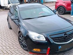 Schwarz Gebraucht 2010 Opel Insignia Kombi | 3.500 € (Guter Preis)