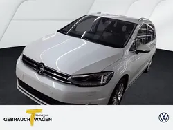 Weiß Gebraucht 2024 VW Touran Highline Van / Kleinbus | 33.980 € (Fairer Preis)