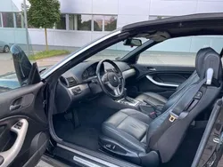 Schwarz Gebraucht 2002 BMW 320 Cabriolet Cabrio | 4.800 € (Superpreis)
