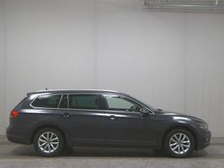 Grau Gebraucht 2021 VW Passat Business Kombi | 21.780 € (Guter Preis)