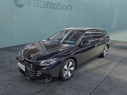 Schwarz Gebraucht 2024 VW Passat Elegance Kombi | 36.550 € (Superpreis)