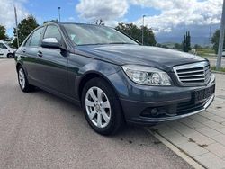 Grau Gebraucht 2007 Mercedes C180 Limousine | 8.690 € (Fairer Preis)