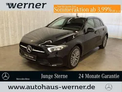 Unilack nachtschwarz Gebraucht 2022 Mercedes A250 Progressive Limousine | 24.942 € (Superpreis)