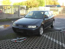 Blau Gebraucht 1998 Audi A3 Attraction Limousine | 1.250 € (Fairer Preis)