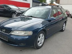 Grün Gebraucht 2000 Opel Vectra Comfort Kombi | 1.750 € (Fairer Preis)