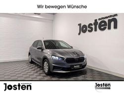 Grau (graphitegrau metallic) Gebraucht 2022 Skoda Fabia Active Kleinwagen | 13.490 € (Guter Preis)