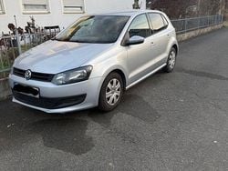 Silber Gebraucht 2011 VW Polo Trendline Limousine | 4.000 € (Fairer Preis)