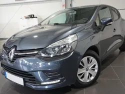 Grau Gebraucht 2017 Renault Clio IV Limousine | 8.995 € (Fairer Preis)