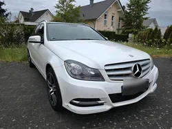 Weiß Gebraucht 2012 Mercedes C180 Kombi | 7.500 €