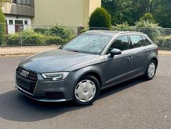 Grau Gebraucht 2019 Audi A3 Limousine | 15.900 € (Guter Preis)