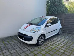 Weiß Gebraucht 2008 Citroën C1 Kleinwagen | 4.990 € (Etwas zu teuer)