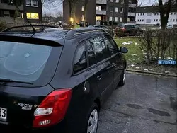 Schwarz Gebraucht 2009 Skoda Fabia Kombi | 2.000 € (Guter Preis)