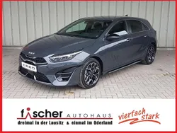 Pentametal Neu 2025 Kia Ceed Limousine | 29.850 € (Teuer)