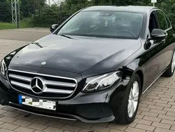 Schwarz Gebraucht 2016 Mercedes E200 Avantgarde Limousine | 19.450 € (Fairer Preis)
