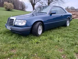 Blau Gebraucht 1989 Mercedes 230 Coupé | 13.500 €