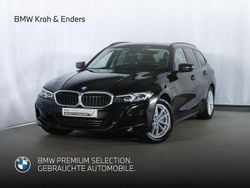 Schwarz Gebraucht 2022 BMW 320e Shadowline Kombi | 25.940 € (Guter Preis)