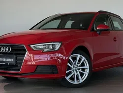 Rot Gebraucht 2019 Audi A3 Sportback Comfort Limousine | 16.980 € (Guter Preis)