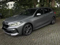 Grau Gebraucht 2021 BMW 118 M Sport Kleinwagen | 29.500 € (Teuer)