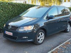 Grau Gebraucht 2013 VW Sharan Life Van / Kleinbus | 6.699 €