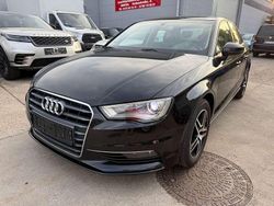 Mythosschwarz Gebraucht 2016 Audi A3 Attraction Limousine | 9.990 € (Fairer Preis)