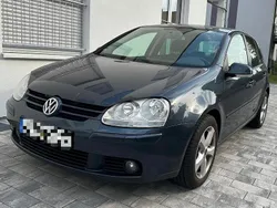 Blau Gebraucht 2006 VW Golf V Edition Kleinwagen | 1.800 € (Guter Preis)