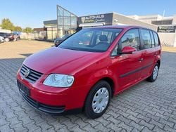 Rot Gebraucht 2004 VW Touran Basis Van / Kleinbus | 2.390 € (Etwas zu teuer)
