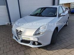 Silber Gebraucht 2015 Alfa Romeo Giulietta Veloce Limousine | 8.200 € (Fairer Preis)