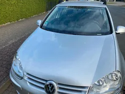 Silber Gebraucht 2007 VW Golf V Limousine | 2.900 € (Fairer Preis)