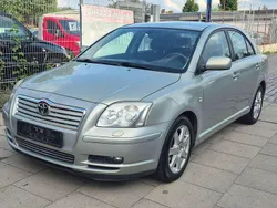 Grün Gebraucht 2005 Toyota Avensis Limousine | 5.000 € (Fairer Preis)